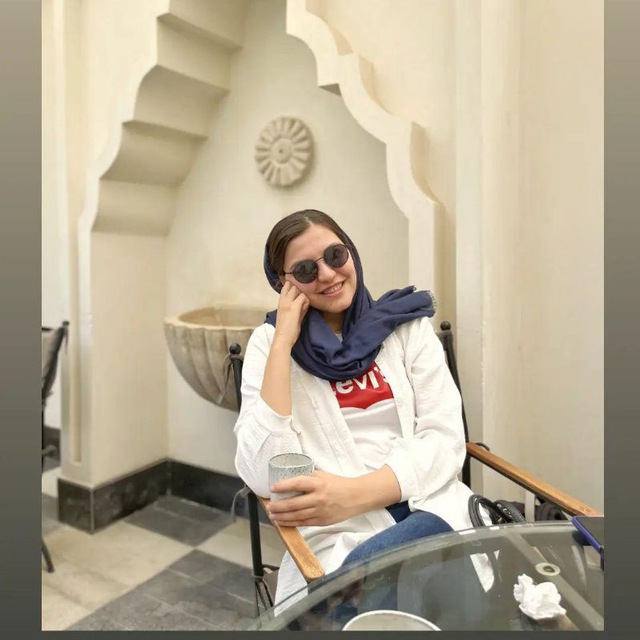 تالار ایده پردازان - ثنا جمشیدی