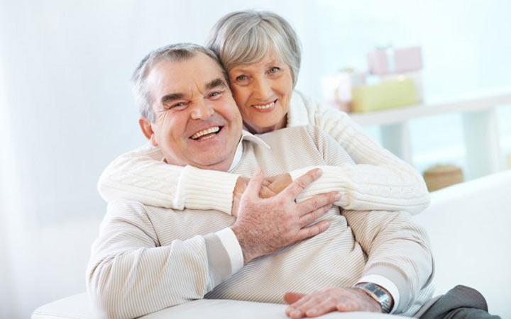 چگونه شاد باشیم