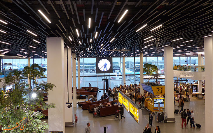 زندانی در ساعت