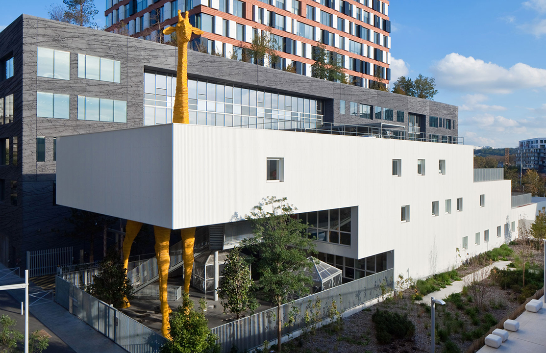 معماری خاص ساختمان تولد زرافه در پاریس